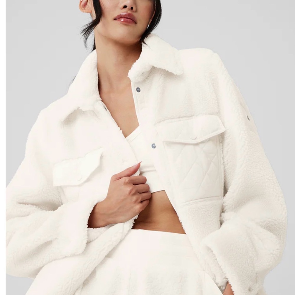 Alo Spruce White Sherpa Jacket